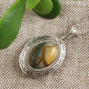 Медальон овальный Яшма пикассо оливковая antique silver