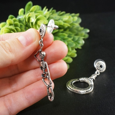 Серьги Скелет Висельник Повешенный Петля
