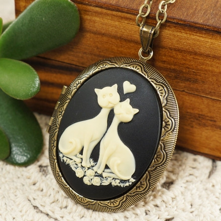 Медальон Камея Кот и Кошка in love (30х40мм)