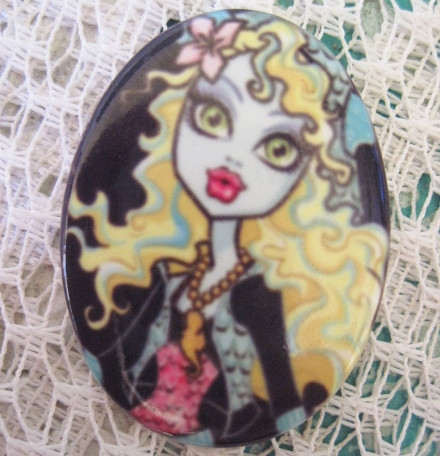 Кабошон Monsterhigh №2 30х40мм, фарфор