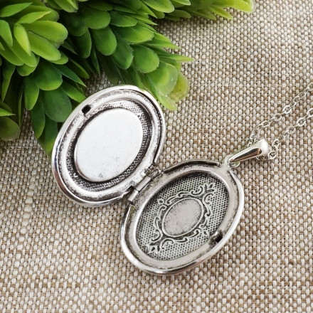 Медальон овальный Перламутр Гелиотис №6 antique silver