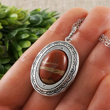 Медальон овальный Красная Яшма antique silver №2